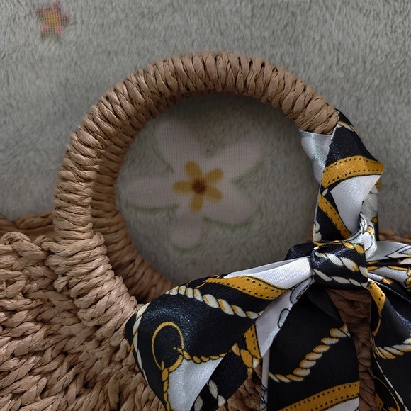 Saint Laurent Half-Circle Straw Bag - Picture 3 of 11